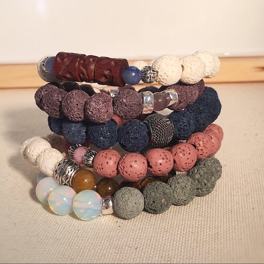 🌟NEW!🌟Lava Rock and Gemstone Diffuser Bracelets